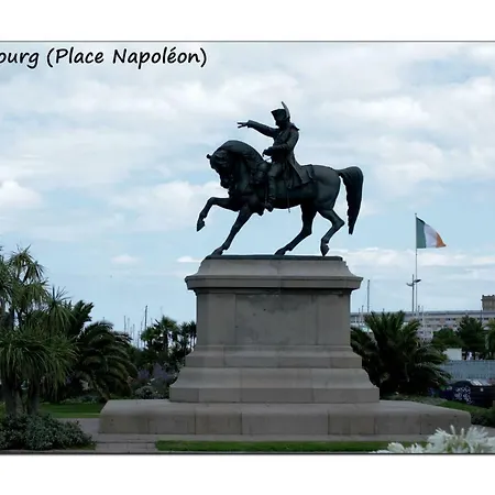 招待所 Les Unelli